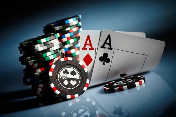 sl777 apk live dealer studio with professional dealers and multi-camera setup